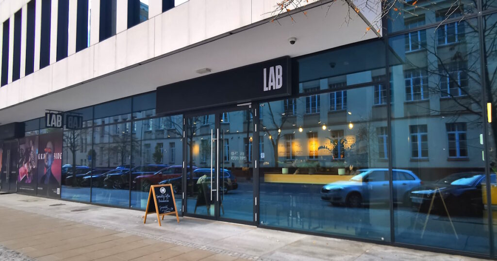 lab