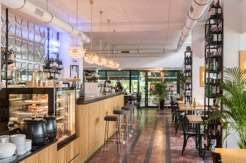 brunch cafe