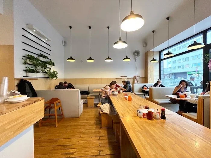 Tani lunch w Warszawie — TOP 10 miejsc, które warto znać duza miha